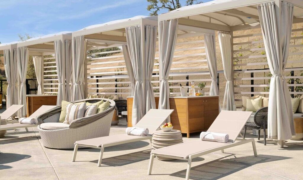 hotel pools sonoma county