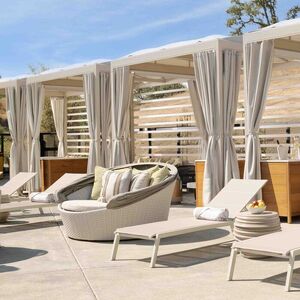 hotel pools sonoma county